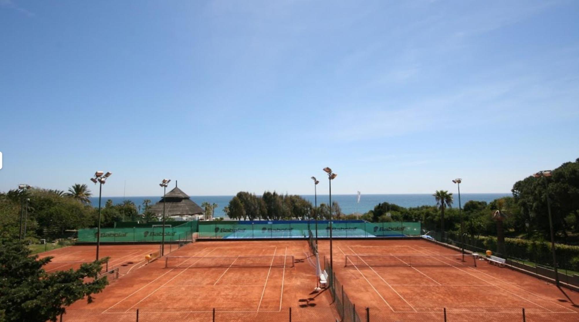 Great Villa Near Beach And Марбеля Екстериор снимка