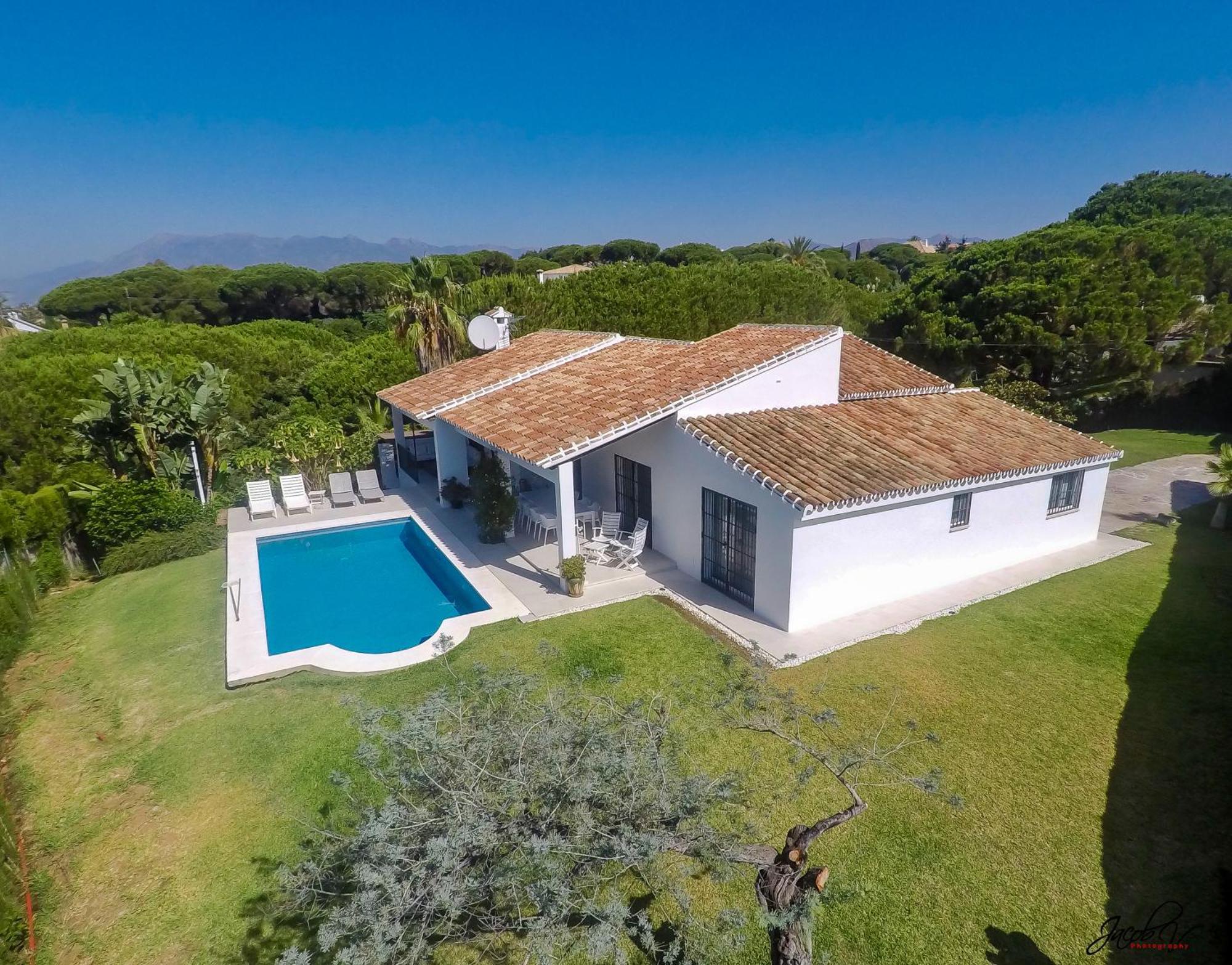 Great Villa Near Beach And Марбеля Екстериор снимка