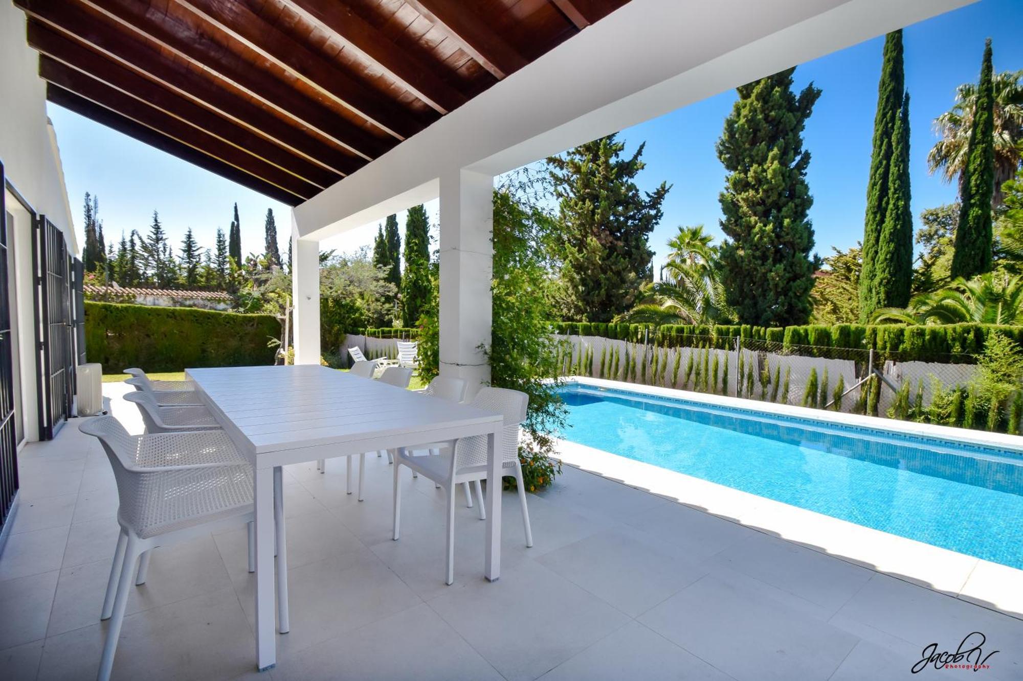 Great Villa Near Beach And Марбеля Екстериор снимка