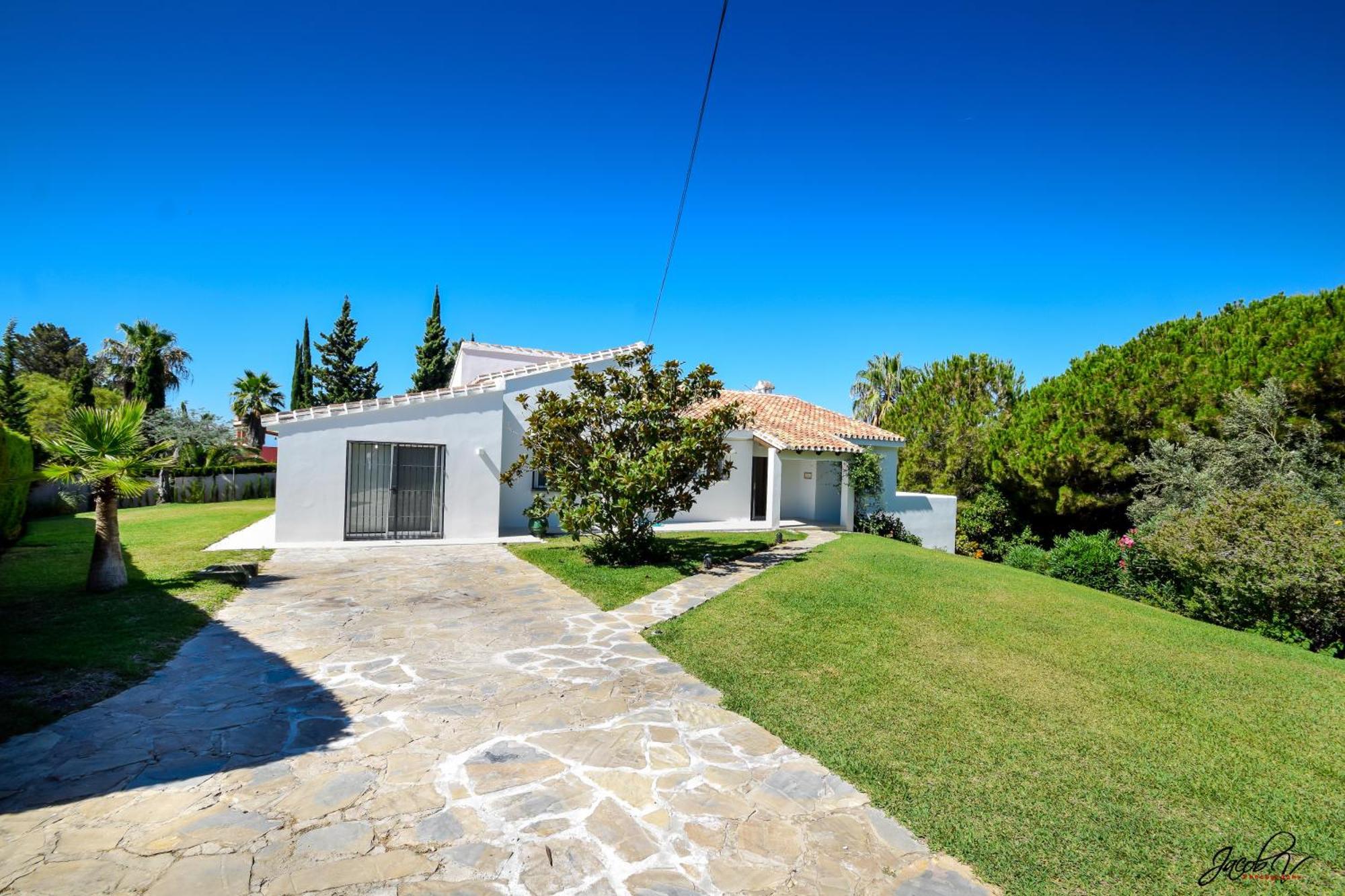 Great Villa Near Beach And Марбеля Екстериор снимка