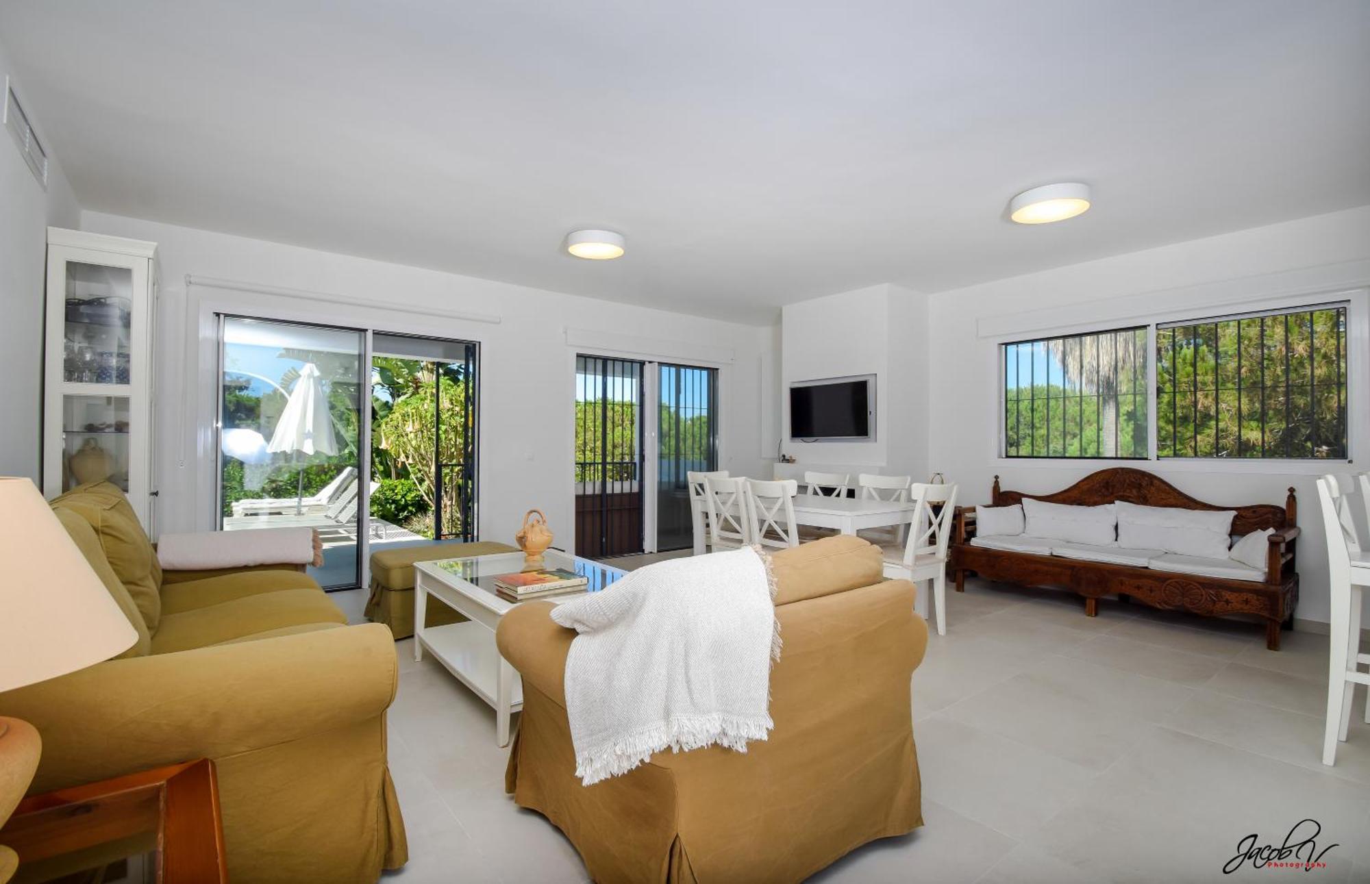 Great Villa Near Beach And Марбеля Екстериор снимка